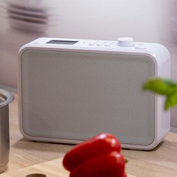 Preview: Modernes Unterbau-Küchenradio DAB+/FM, weiss, Bluetooth 5.1, EWF-Notfallwarnsystem und TFT-LCD-Farbdisplay, kompakt, sicher & vielseitig