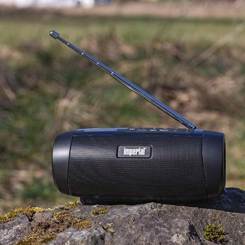 Preview: Kompaktes DAB+ & UKW Outdoor-Radio mit Teleskopantenne, schwarz, robust, wetterfest & mit langer Akkulaufzeit