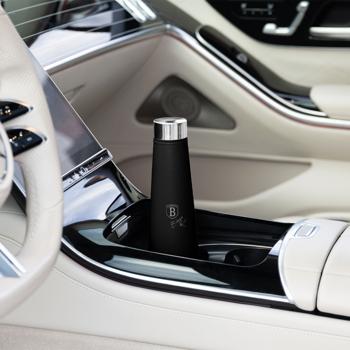 Preview: Hochwertige 0,4L Edelstahl Thermoskanne in Matt-Schwarz: Für heiße & kalte Getränke, auslaufsicher, doppelwandig & ein stilvoller Begleiter für unterwegs