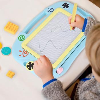 Preview: Magnetische Zaubertafel 32x23 cm – Wiederbeschreibbare Maltafel mit Magnetstift & 2 Stempeln, kreative Frühförderung und Reisespiel für Kinder