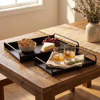 Preview: Serviertablett 2er-Set aus Metall - Modernes Design für Deko, Bar & Küche - Zeitlos Schwarz, robust & pflegeleicht - Grössen: 37.5x28x5.6cm & 30x20x4.8cm