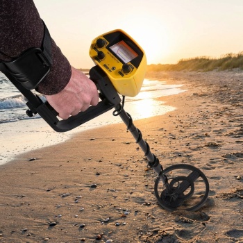 Profi Metalldetektor: 18cm Suchtiefe, wasserdichte 7,5 Zoll Suchspule – Ihr Schatzsucher für Münz- & Relikt-Jagd am Strand & Land