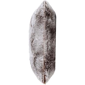 Preview: Flauschiges Dekokissen 45x45 cm - Traumhaft weicher Kissenbezug in Fell-Optik, Schokobraunes Kunstfell, Bezug abnehmbar - Weich, warm & pflegeleicht