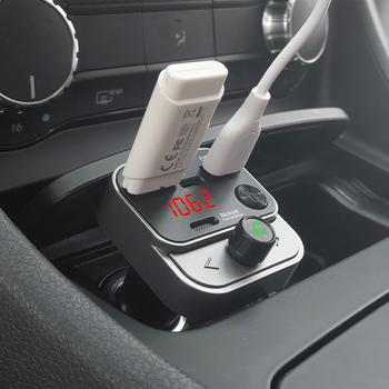 Preview: Premium Bluetooth 5.3 FM Transmitter für Auto - Genialer MP3 Player & USB QC 3.0 Ladeadapter - Kristallklare Freisprecheinrichtung mit Bass-Boost