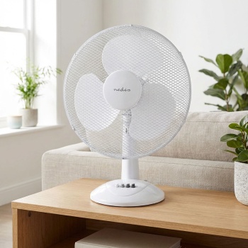 Leistungsstarker Tischventilator Weiss – Ventilator mit Oszillation & 3 Stufen – 45W Ventilator, ideal für Büro & Home Office