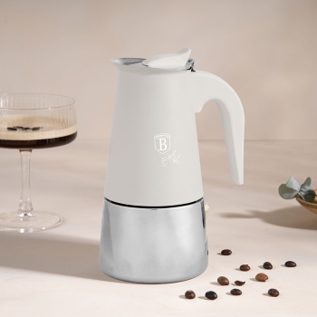 Preview: Espresso Kocher für 6 Tassen, mattes Creme: Mokkakanne aus Edelstahl, schneller Espressokocher für perfekten Kaffeegenuss, pflegeleicht