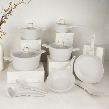 Preview: Hochwertiges Design Kochset m. TitanPro-Antihaftbeschichtung inkl. Kochbesteck, Untersetzer, Glasdeckel, Soft Touch Griffe, 15-teilig, Sahara/Beige