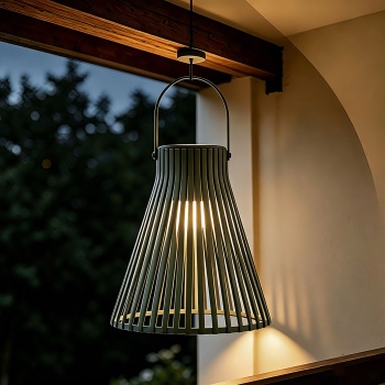 Preview: 2er-Set Dekorative LED Solar Laterne für Aussen, Moderne Gartenlaterne in Grün mit Tragegriff, Solarlampe im Lamellen-Design für Balkon & Terrasse