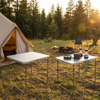 2er-Set Klappbarer Campingtisch (80x60x69 cm) in Grau – Wetterfester Tisch mit robuster Aluminiumkante, stabilem Metallrahmen & praktischem Tragegriff bis 30 kg belastbar
