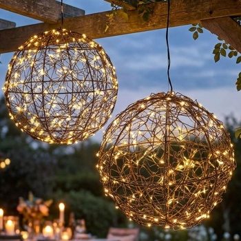 2er-Set Traumhafte LED Lichtkugel schwarz 18cm & 25cm: warmweisse Micro LEDs für Balkon & Wohnzimmer - Leuchtkugeln mit Timer & Funkel-Effekt