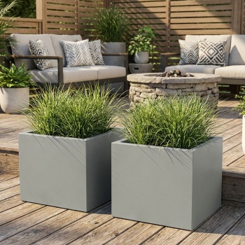 2er-Set Blumentopf Quadratisch 58cm in Beton-Grau, Pflanzkasten 91L aus Kunststoff für Innen & Aussen, Frostsicher & UV-Beständig, Leichtgewicht