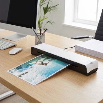 Profi Laminiergerät A3 & A4 für Home Office & Fotos: Schnelles Heiss- & Kaltlaminiergerät, weiss - Premium Schutz für Dokumente & Menükarten