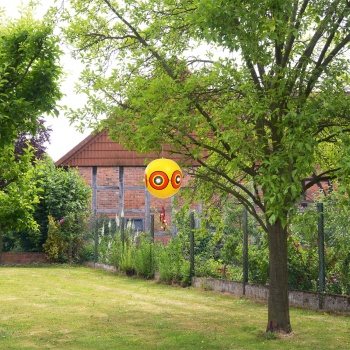 Preview: Vogelschreck Ballon 2er-Set: Effektive Vogelabwehr & Reiherabwehr für Garten, Teich, Balkon & Baum – Flexibler Schutz
