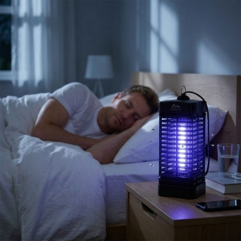 Preview: Fluginsekten-Vernichter 50m² LED – Effektive UV Mückenlampe & Insektenlampe für Innenräume – Sicherer Insektenvernichter 900V