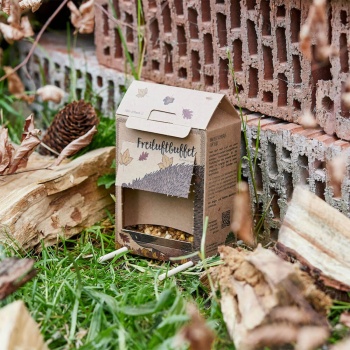 Preview: Freiluftbuffet Igel - Igelfutter Futterstation Komplettset - Artgerechtes Igelfutter mit Insekten - Plastikfreie Box, Made in Germany
