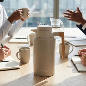Konferenzthermoskanne 2L Edelstahl Beige-Holz - BPA-freie Isolierkanne mit One-Press-Einhand-Automatik & Echtholzgriff für warme & kalte Getränke
