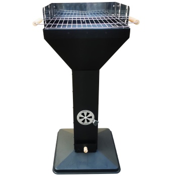 Preview: Quadratischer Standsäulengrill in Schwarz – Robuster Holzkohlegrill mit Edelstahl-Windschutz, verstellbarem Rost, Aschefach & Zugluftregelung