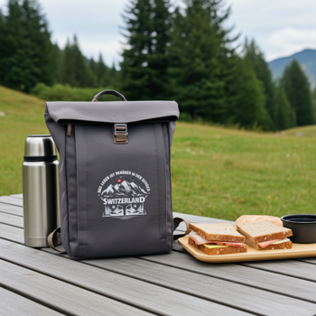 Preview: Hochwertiger HALFAR® Marken-Rolltop-Rucksack, anthrazit, mit einzigartigem Design-Aufdruck. Komfortabel, langlebig, perfekt für jedes Abenteuer