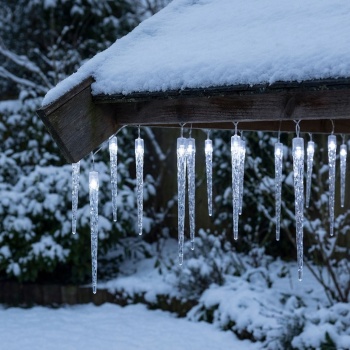 Eiszapfen-LED-Lichterkette - 8 Leuchtmodi & Timer - Kaltweisses Licht - IP44 Schutzart - 72 LEDs - 6.90m Länge - Für Aussenbereich - Weihnachtsdeko