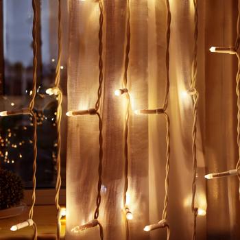 Preview: LED-Lichtervorhang, 240 warmweisse LEDs: 16 Stränge, 12 Lichteffekte, 225 x 150 cm – für dekorative Lichteffekte und Ambientebeleuchtung