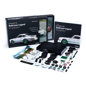Adventskalender, Modellauto Porsche Carrera RS, Begleitbuch und zahlreiches Zubehör