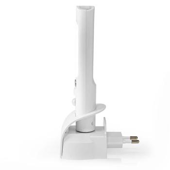 Preview: Praktisches 3-in-1 LED-Nachtlicht: Bewegungsmelder, Orientierungslicht & Taschenlampe, tragbar mit Akku, Ladung über die Steckdose, weiss