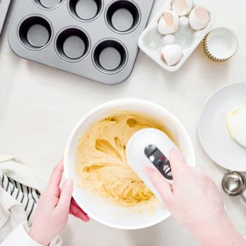 Preview: 6er-Set Rührschüsseln stapelbar - Kunststoff-Schüsseln 0.25-5.25 L - Mikrowellen- & Spülmaschinengeeignet für Backen & Kochen