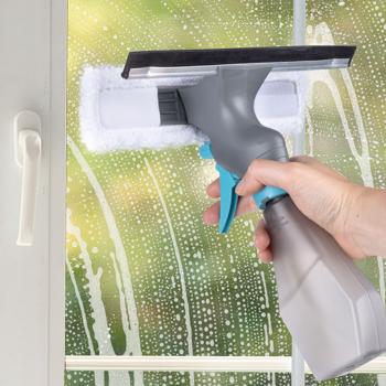 Preview: Fensterreiniger mit Sprühfunktion & Mikrofaserbezug - Für streifenfreien Glanz auf Glas, Fliesen & Spiegel - 240ml Tank - 25x26x8 cm