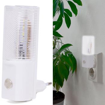 LED Steckdosen Nachtlicht - Automatische Aktivierung bei Dämmerung & Tag-/Nacht-Sensor - 3 LEDs, 230V, 0.5W, 11x3.5x3.5cm - minimiert Stolperfallen