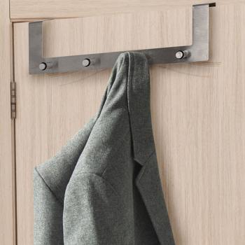 Preview: Türgarderobe mit 4 Haken - einfache Befestigung über Türen bis 40 mm - schafft Ordnung & Platz - hochwertiger Edelstahl - ideal für Bad, Schlafzimmer