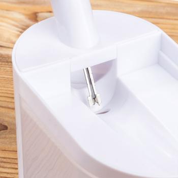 Preview: Kirschenentsteiner mit Schlagstempel - Perfekt zum Entkernen grosser Mengen - Mit Auffangbehälter, Saugnäpfen, Edelstahlmesser - 25x12x25 cm, 263g