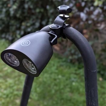Preview: Robuste Arbeits- und Grill-Lampe mit Klemme, schwarz – Leuchte für Garten, Werkstatt & Outdoor-Aktivitäten oder BBQ in der Dämmerung