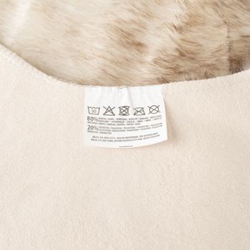 Preview: Dekoteppich beige: 60x90cm, weiches Kunstfell - flauschiger Teppich, Bettvorleger & Deko – Edle Gemütlichkeit für Ihr Zuhause