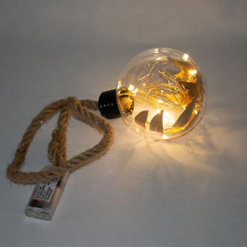 Glaskugel mit Goldblättern - 10 warmweisse LEDs, zum Aufhängen - Stilvolle Dekokugel für Herbst, Winter, Weihnachten & Advent - Ø 2 AA Batteriebetrieb