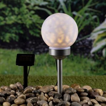 Preview: Garten-Kugellampe mit bewegtem Lichtmuster - Solarbetrieben mit separatem Modul & Erdspiess - Ø 15 cm - Warmweiss leuchtende LEDs