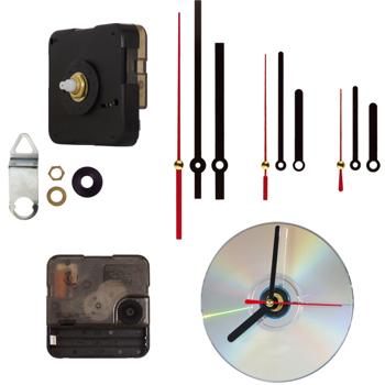 Hochwertiges Quarz-Uhrwerk, mit 3 x 3 Zeigersätzen, Zeiger schwarz / rot, mit Aufhängehaken, 55 x 55 x 15 mm