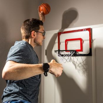 Preview: Mini-Basketballkorb - Einhängen an Zimmertür/Hauswand - 45x30 cm Brett - 20 cm Netz - Mit elastischer Federung & Basketball - Ideal für Kinder, Büro