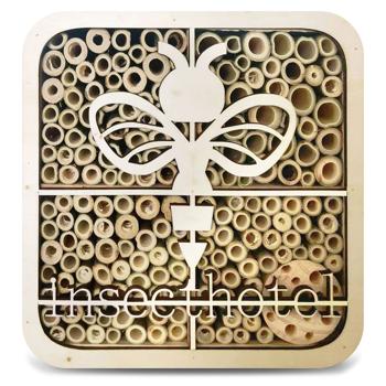Preview: Hochwertiges Insektenhotel ’’Biene’’, kinderfreundlich, Naturholz, 20 x 20 x 7 cm, betet Wildbienen, Hummeln & Co. ein sicheres Zuhause