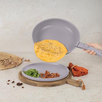 Preview: Hochwertiges Aluminium Pfannen-Set, 9-teilig, Taupe, Titanbeschichtung – Abnehmbarer Griff, Smart Lids & Glasdeckel, elegantes Design