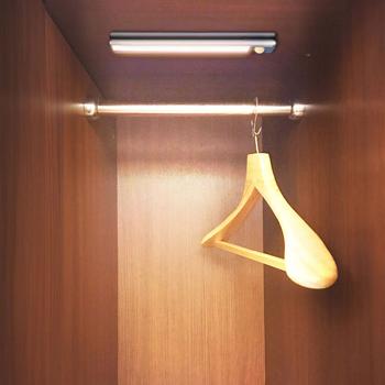 Preview: Akku LED-Lichtleiste mit Bewegungssensor, 20,5 cm, vielseitig einsetzbar, Magnetstreifen und Klebeband, Licht genau dort wo Sie es brauchen 