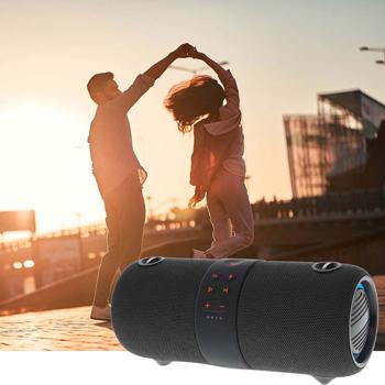 Bluetooth Lautsprecher 40W: LED, Stossfest & IPX6 wasserdicht, schwarz - Kraftvoller Sound mit Lichtshow – Robust, Outdoor, für jeden Musikgenuss