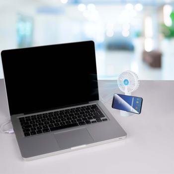 Preview: Sprühventilator mit Handyhalter - Hand-Ventilator, Akkubetrieb & USB-Aufladung, 3 Stufen, Zerstäuber-Düse, 23 ml Wassertank, weiss - 10x21 cm