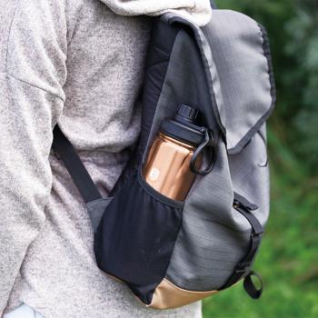 Preview: 4er-Set Edelstahl-Trinkflaschen Rosé-Gold - Sportflasche 540ml - Hält Flüssigkeit lange heiss/kalt - Robust, rutschfester Silikonboden