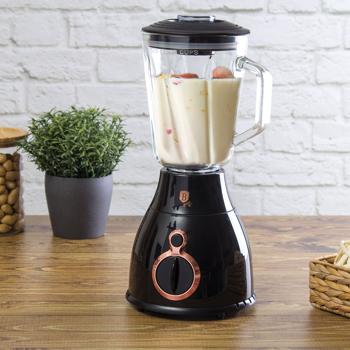 Preview: Design Standmixer 1,5 Liter: Stilvoller 600 Watt Mixer in Schwarz-Roségold mit robustem Glaskrug. Maximale Leistung und ein Highlight in jeder Küche