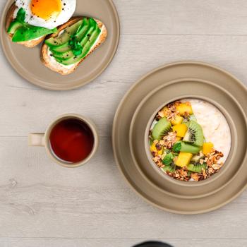 Preview: Geschirr-Set Steingut 16-teilig, beige - Mikrowellen- & spülmaschinenfest - Grundausstattung 4x Teller Schüsseln Tassen - Langlebig & stossfest