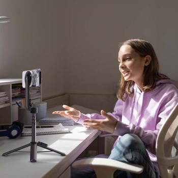 Preview: Bluetooth Selfie Stick mit Stativfunktion - Ausziehbar bis 61cm - Abnehmbare Fernbedienung iOS/Android - MagSafe Halterung bis 7