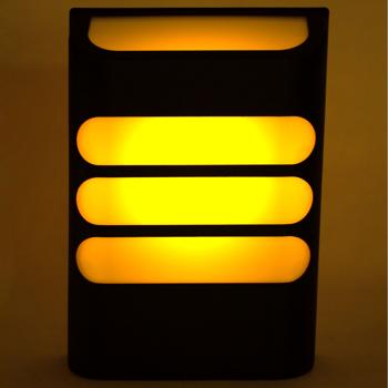 Preview: Elegante Solar Wandlampe - 8h Leuchtdauer, IP44 Spritzwasserschutz, warmweisses Licht - für sichere Aussenbereiche, Gartenwege - Schwarz, 16x11 cm