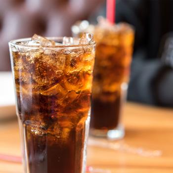 Preview: Elektrischer Eis-Crusher, Edelstahl, 80W, 1kg/Min: Leistungsstarker Eiszerkleinerer für perfekte Cocktails & Desserts, kraftvoll & effizient