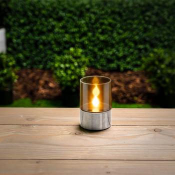 Preview: Stimmungsvolle Solar Kerzenleuchte Ø 7,5cm: Flackernder LED-Kerzenschein für Garten, Balkon & Terrasse