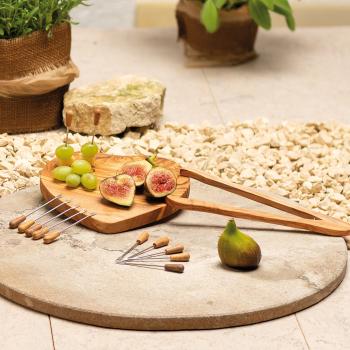 Preview: Olivenholz Herz-Brett 20x21x2cm - Handgefertigt, MOCA-zertifiziert & schnittfest - Schneidebrett, Servierbrett & Dekobrett für Zuhause - Made in Italien